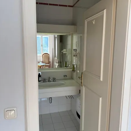 Im Ehemaligen Grand De L Europe Apartament