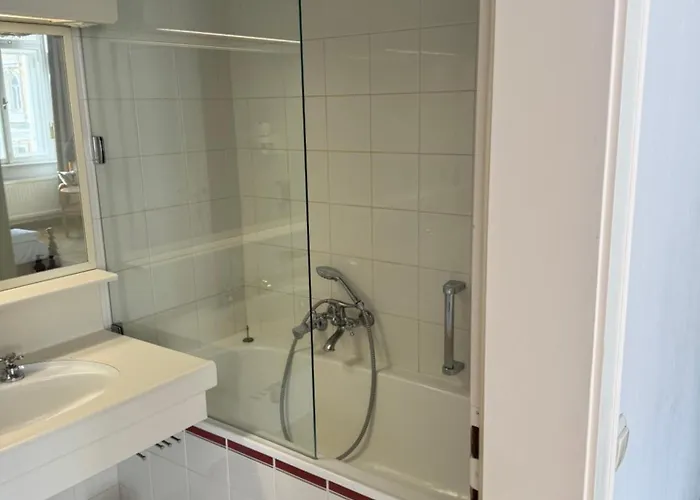 Im Ehemaligen Grand De L Europe * باد جاستاين