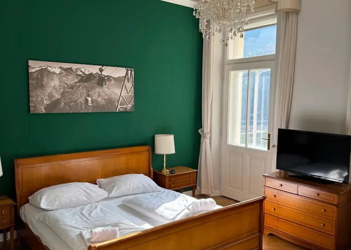 Im Ehemaligen Grand De L Europe شقة